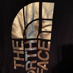 Ladies The North Face Sweatshirt